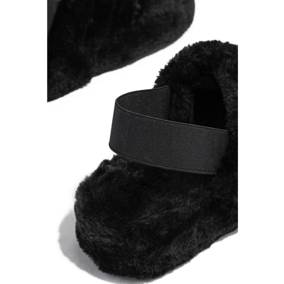 Black Fluff Fuzz Slippers Slides With Ankle Strap - Picture 3 of 8